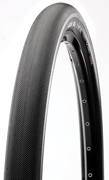 700x32 bicycle tires