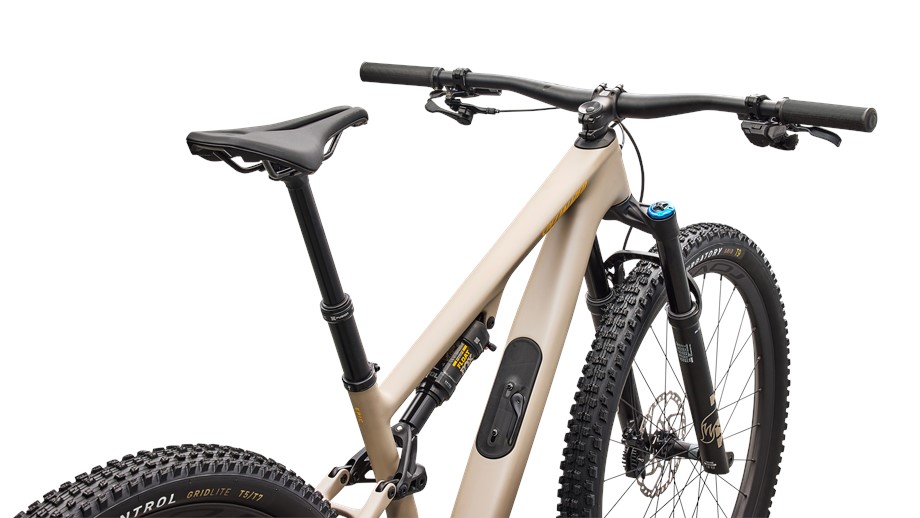 2026 Specialized Epic 8 EVO Expert Di2 Satin Sandstone Metallic / California Sunshine - L