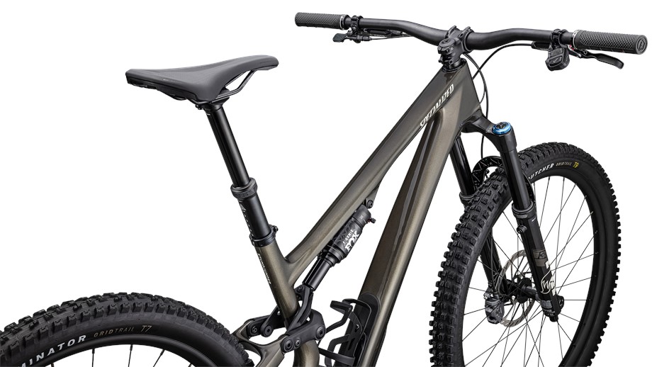 2025 Specialized Stumpjumper 15 Expert Gloss Gunmetal / White Mountains - S1