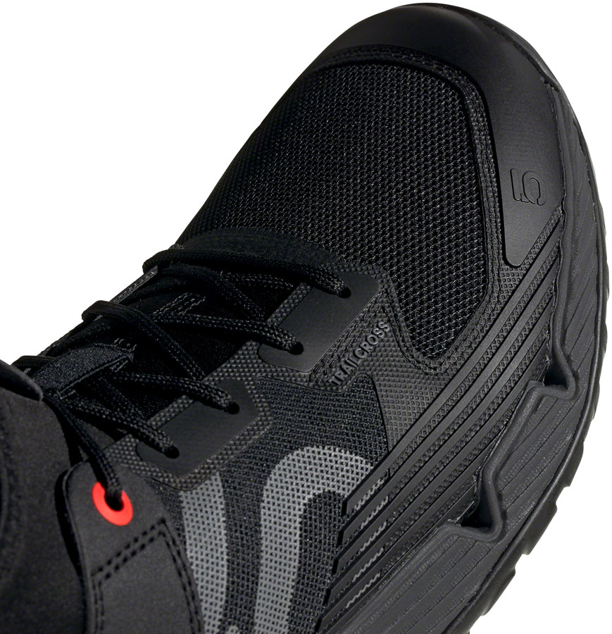 trailcross shoes