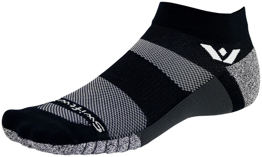 Swiftwick Flite XT Ankle Socks - Black, Large