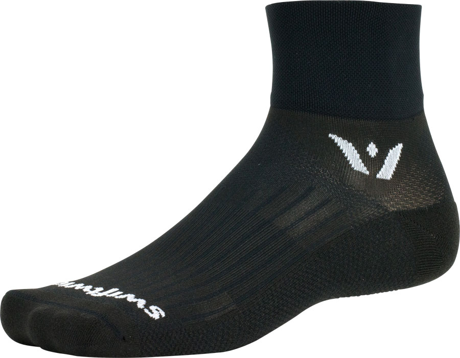 Swiftwick Aspire Quarter Crew Socks - 2", Black, Small